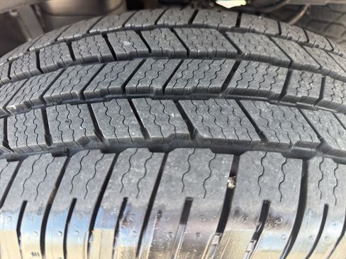 Used 2022 Ford F150 Platinum w/ Equipment Group 701A High AWD/4WD image 37