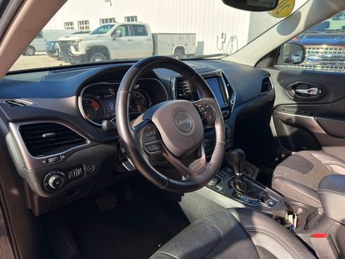 Used 2020 Jeep Cherokee Limited AWD/4WD image 10