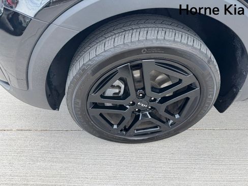 Certified 2024 Kia Telluride SX Prestige X-Line AWD/4WD image 8