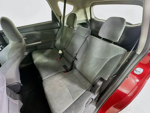 Used 2013 Toyota Prius V Three FWD image 33