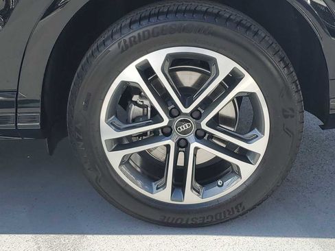 Certified 2025 Audi Q5 Premium w/ Convenience Package image 13