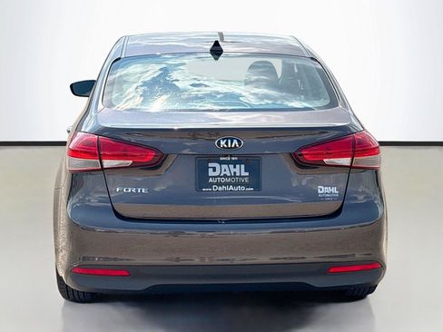 Used 2018 Kia Forte LX w/ LX Popular Package FWD image 12