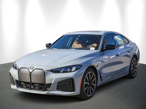 New 2026 BMW i4 eDrive40 RWD image 3