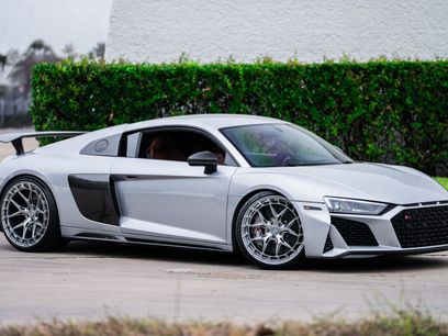 Used 2022 Audi R8 V10 performance