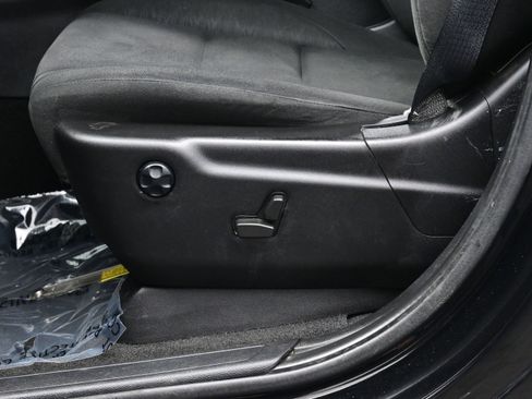 Used 2022 Dodge Durango SXT image 12