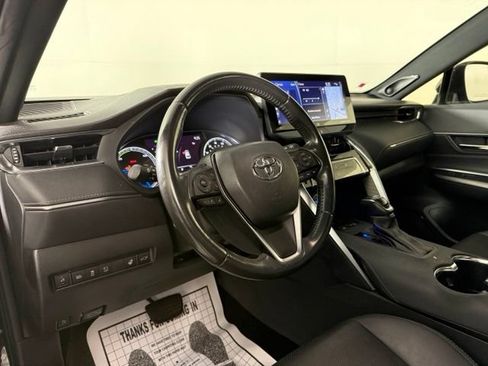 Used 2021 Toyota Venza Limited w/ Advanced Technology Package AWD/4WD image 5