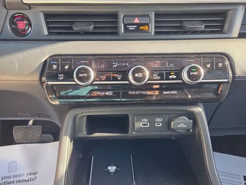 Used 2023 Honda Pilot Elite image 19