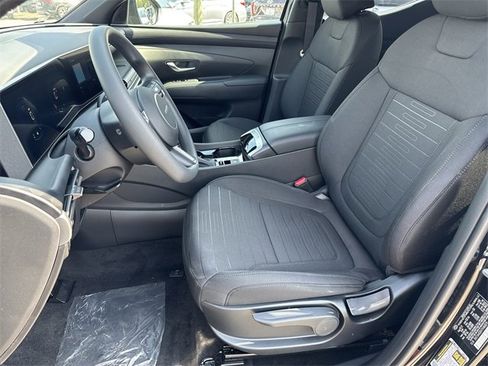 New 2026 Hyundai Santa Cruz SE image 9