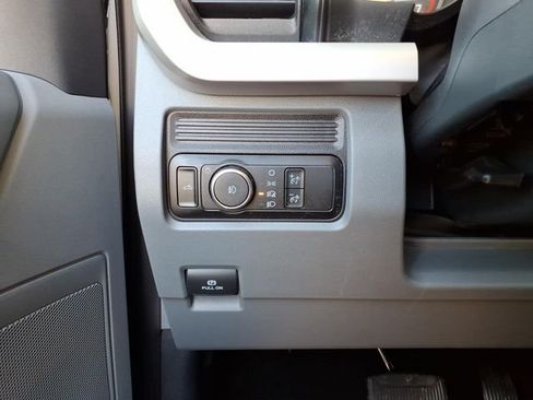 Used 2024 Ford F250 XL w/ STX Appearance Package AWD/4WD image 20