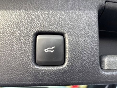 Used 2023 Ford Escape Active image 14