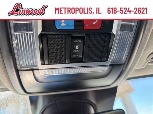 Used 2024 RAM 2500 Laramie w/ Safety Group AWD/4WD image 28
