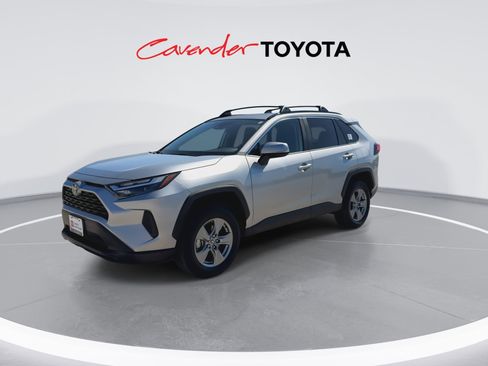 Certified 2025 Toyota RAV4 XLE w/ Convenience Package FWD image 4
