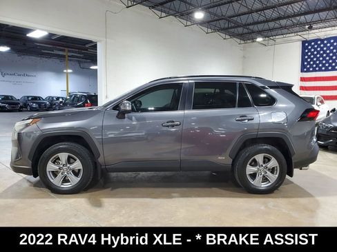 Used 2022 Toyota RAV4 XLE w/ Convenience Package AWD/4WD image 12