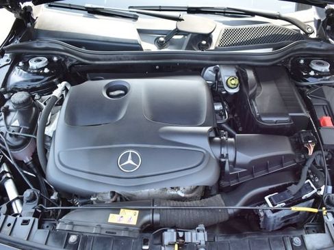 Used 2017 Mercedes-Benz GLA 250 4MATIC image 52