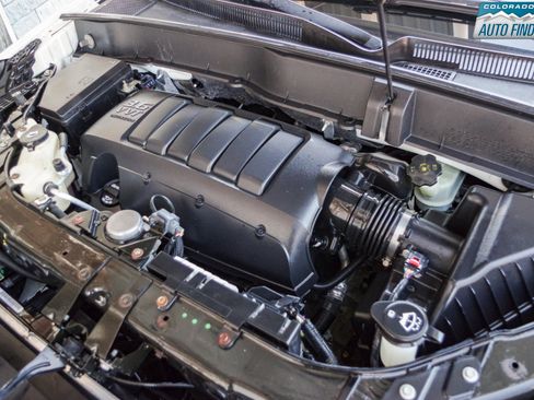 Used 2012 Chevrolet Traverse LT image 27