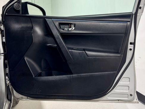 Used 2014 Toyota Corolla L image 25