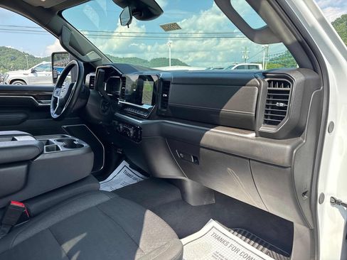 Used 2025 Chevrolet Silverado 2500 LT w/ Convenience Package AWD/4WD image 28