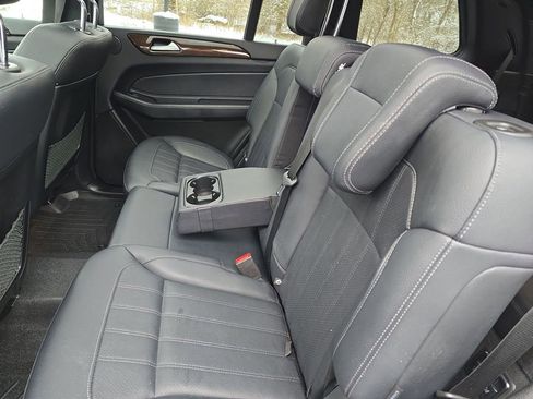 Used 2018 Mercedes-Benz GLS 450 4MATIC image 10