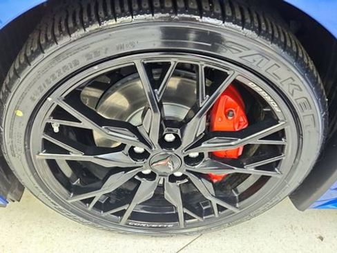 Used 2023 Chevrolet Corvette Stingray Premium Conv w/ Stealth Interior Trim Package RWD image 54