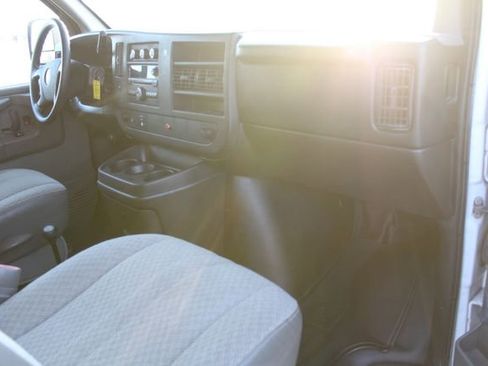 Used 2012 Chevrolet Express 2500 LT w/ LT Preferred Equipment Group image 15