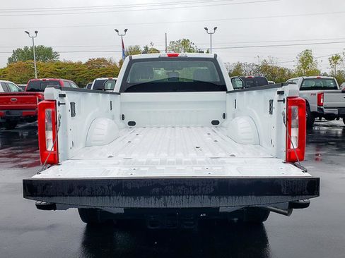 New 2026 Ford F250 XL w/ XL Chrome Package image 5