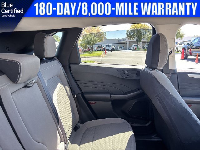 Used 2022 Ford Escape SE w/ Convenience Package FWD image 17