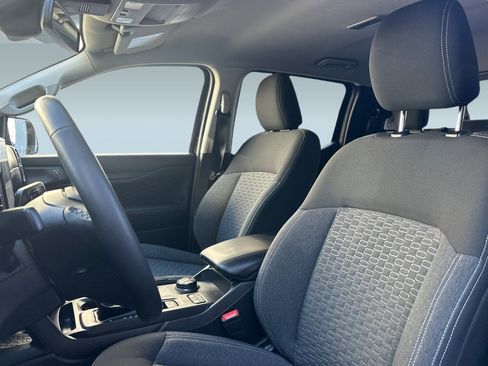 Used 2024 Ford Ranger XLT w/ FX4 Off-Road Package image 19