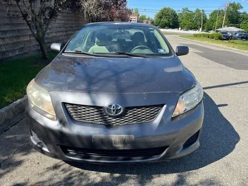Used 2009 Toyota Corolla LE FWD image 2