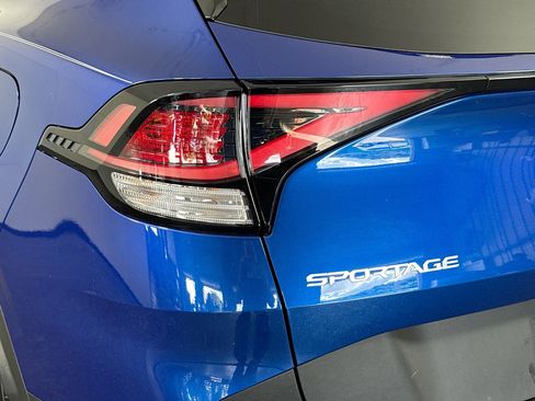 Used 2023 Kia Sportage EX image 36