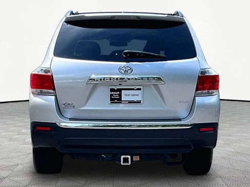 Used 2013 Toyota Highlander SE AWD/4WD image 5