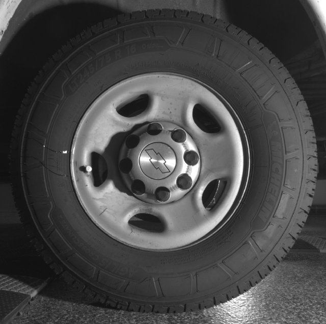 Used 2014 Chevrolet Express 2500 RWD image 21