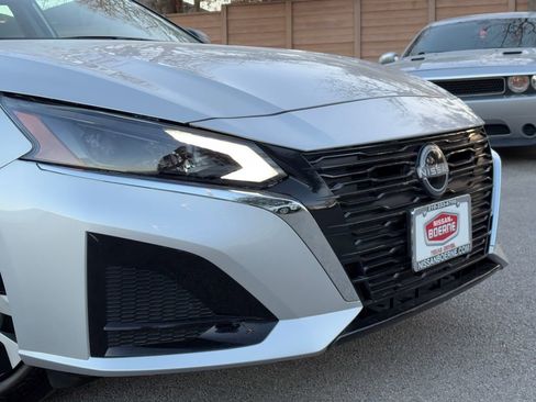 Used 2025 Nissan Altima 2.5 S image 3