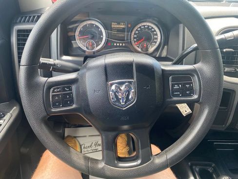 Used 2018 RAM 2500 Tradesman w/ Chrome Appearance Group AWD/4WD image 19