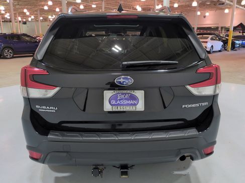Used 2020 Subaru Forester Premium AWD/4WD image 4