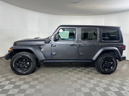 Used 2023 Jeep Wrangler Unlimited w/ Cold Weather Group image 6