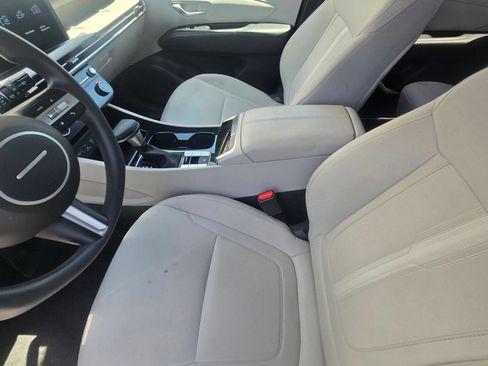 Used 2025 Hyundai Tucson SEL FWD image 12