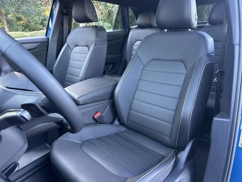 New 2025 Volkswagen Atlas Cross Sport SEL R-Line image 11