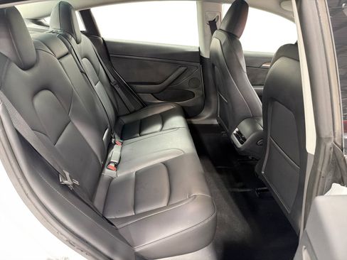 Certified 2023 Tesla Model 3 Standard Range RWD image 11
