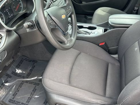 Used 2023 Chevrolet Malibu LT FWD image 11