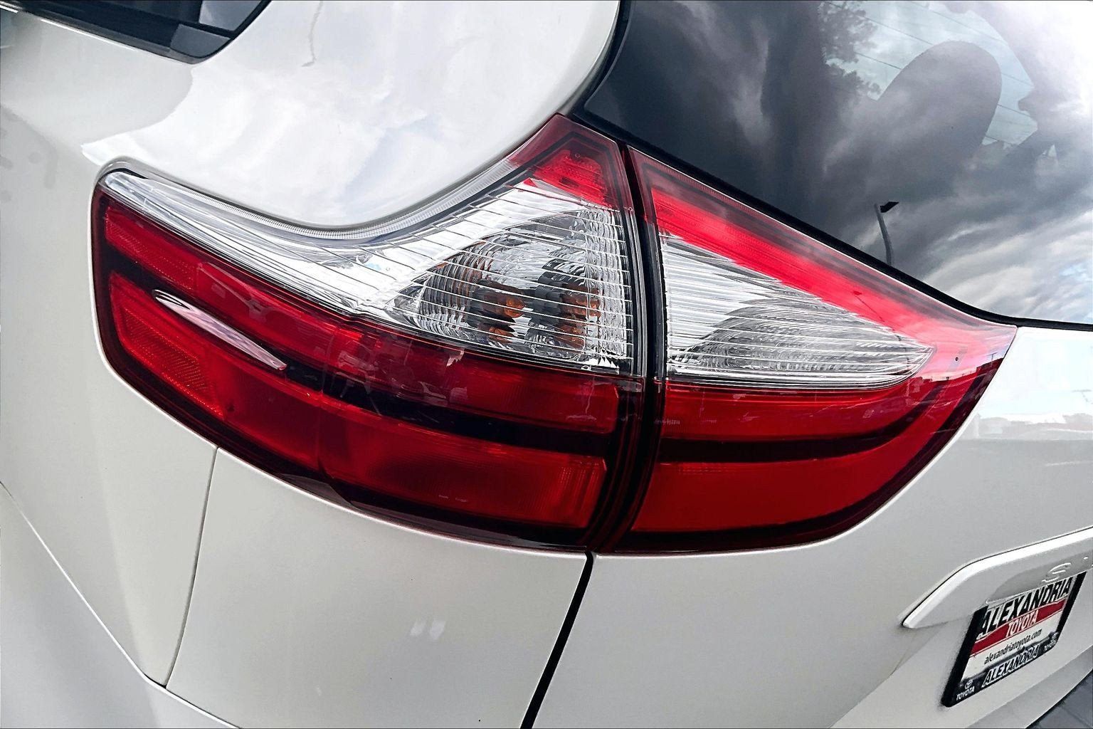 Used 2019 Toyota Sienna XLE w/ XLE Navigation Package AWD/4WD image 29