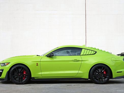 Used 2020 Ford Mustang Shelby GT500 RWD image 13