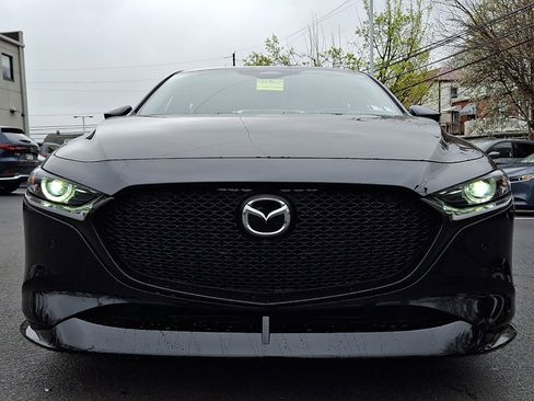 New 2026 MAZDA MAZDA3 Hatchback w/Premium Plus Pkg AWD/4WD image 2