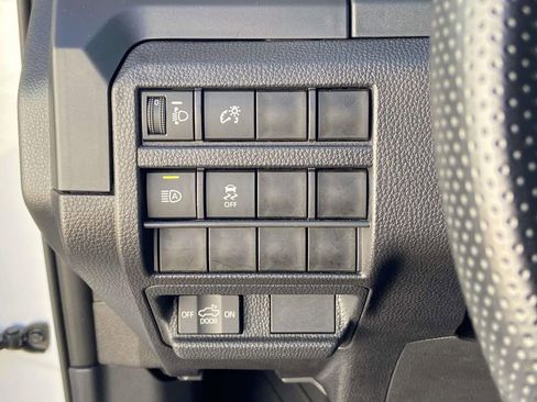 Used 2025 Toyota Tacoma SR w/ Towing Package image 28