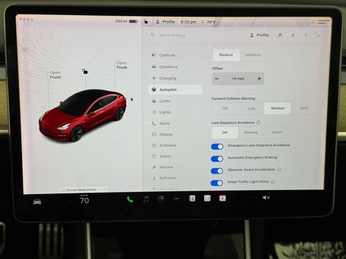 Used 2017 Tesla Model 3 Long Range image 25