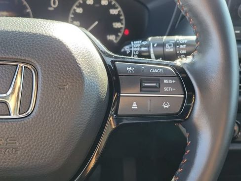 Used 2023 Honda HR-V Sport image 8