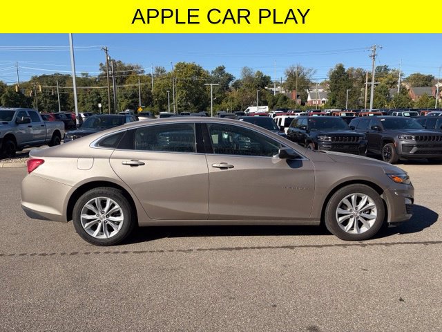 Used 2025 Chevrolet Malibu LT FWD image 2