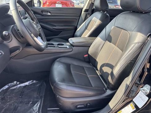 Used 2022 Nissan Altima 2.5 SR image 14