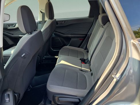 Used 2022 Ford Escape SE w/ SE Sport Appearance Package FWD image 10