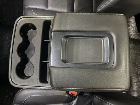Used 2018 Chevrolet Silverado 1500 LT w/ Texas Edition AWD/4WD image 23