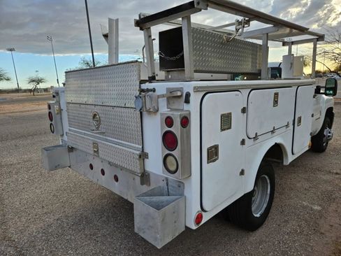 Used 2014 Chevrolet Silverado 3500 W/T image 3